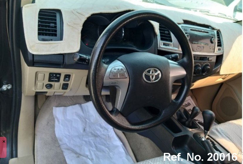  Toyota / Fortuner Stock No. 20016